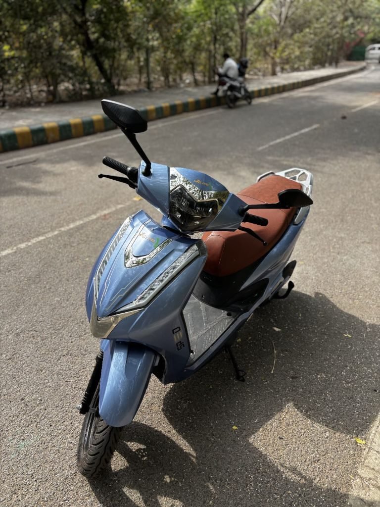 REVION SP-1 Electric Scooter